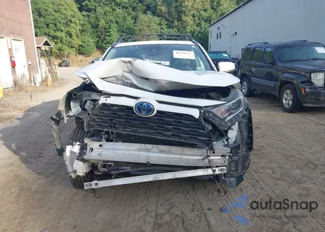 2020 Toyota Rav4 Hybrid Xle z USA, uszkodzony, nr VIN 2T3RWRFV6LW087688